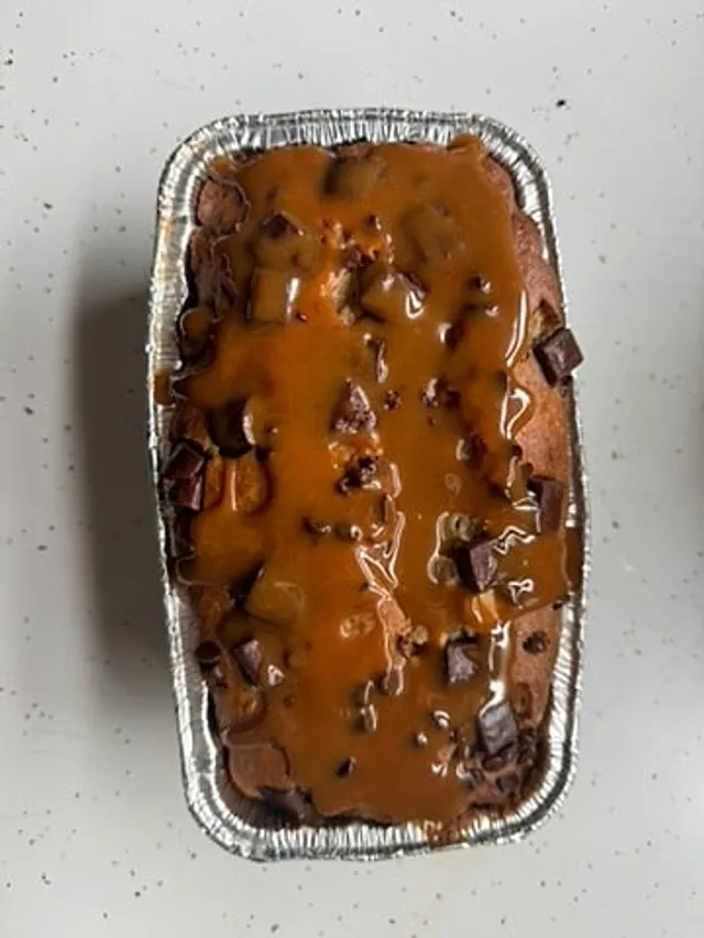 Chocolate Chip Salted Caramel Banana Bread, detail 1