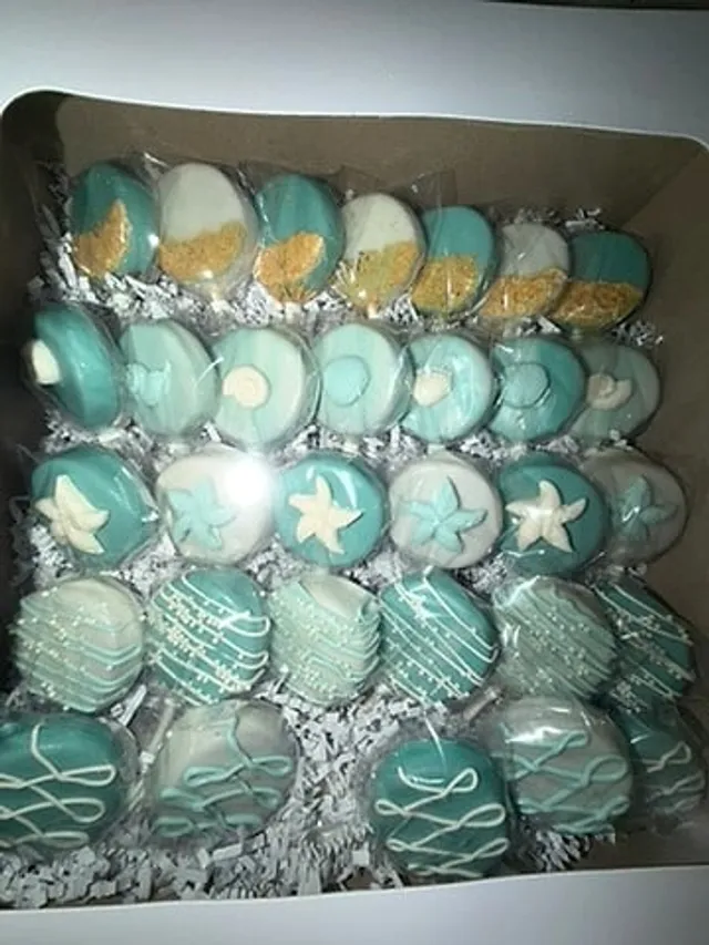 Ocean Cake Pops, detail 3